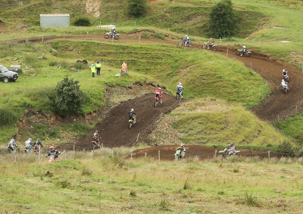 Delph Quarry, click to close